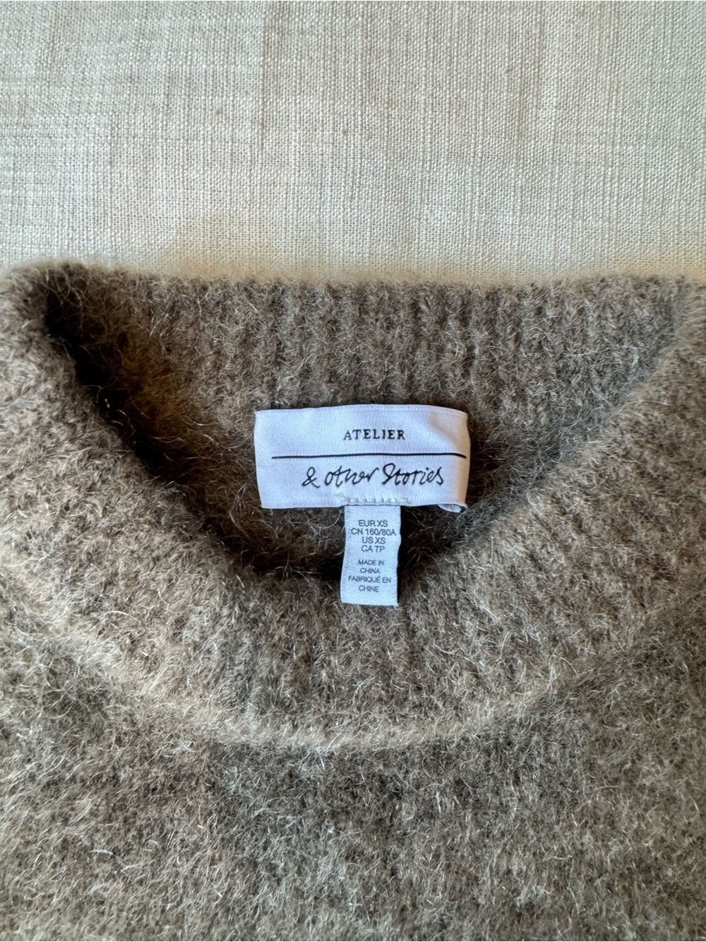 & Other Stories Taupe Brown Fuzzy Mohair Crewneck Sweater XS - Picture 5 of 5